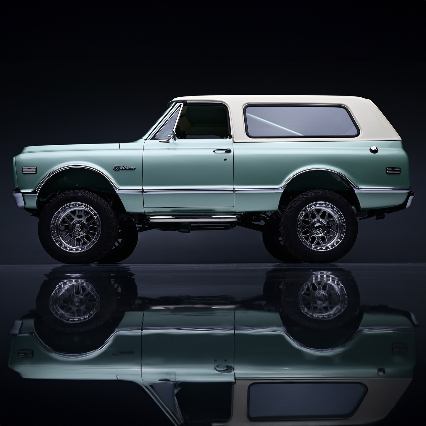 Minty Fresh '72 Chevy K5 Blazer: A Timeless Classic Restored to Perfection